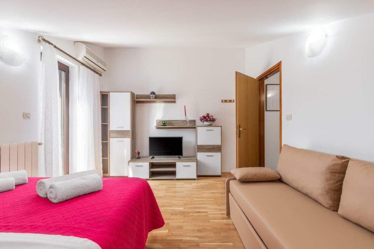 Apartments Prekalj Poreč Eksteriør bilde
